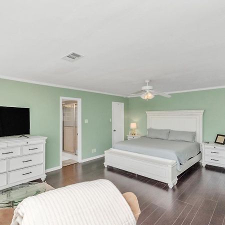 Beauty On The Water! Lake House Near The Beaches! Galveston Exteriér fotografie