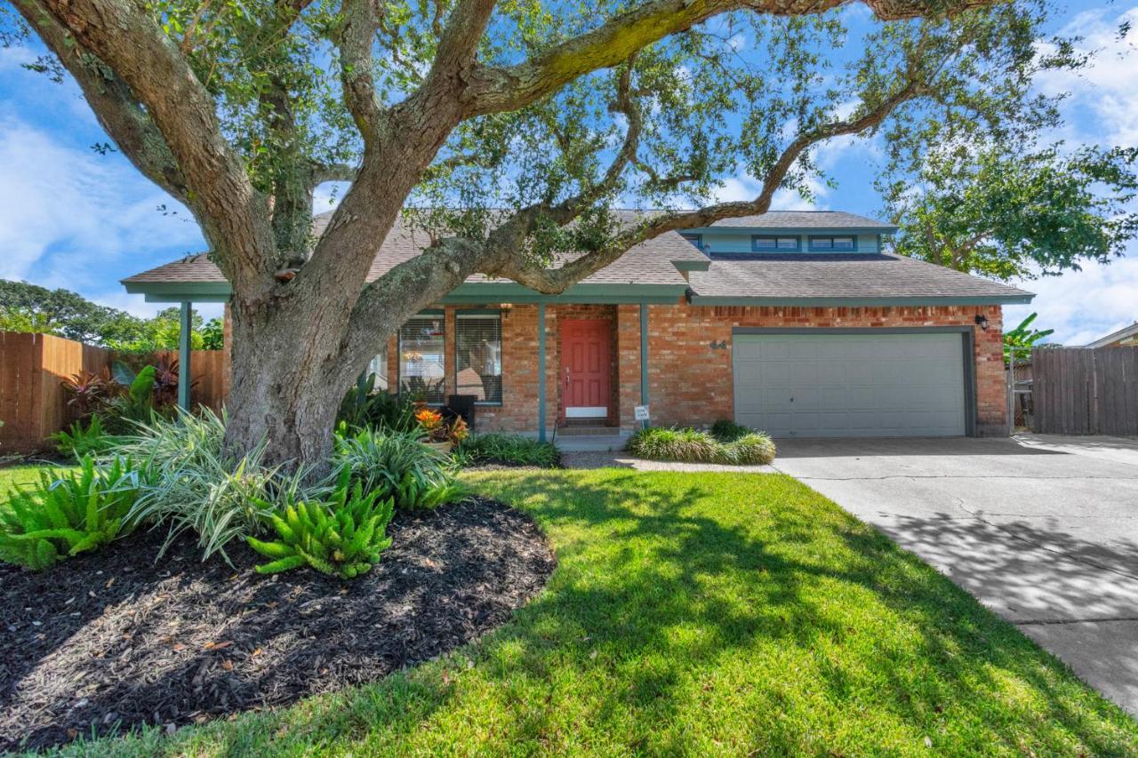 Beauty On The Water! Lake House Near The Beaches! Galveston Exteriér fotografie