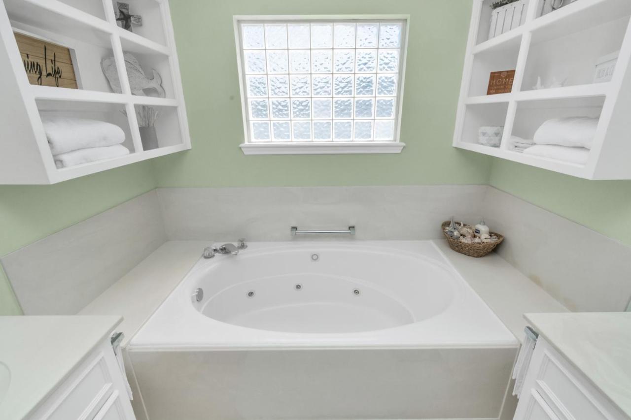 Beauty On The Water! Lake House Near The Beaches! Galveston Exteriér fotografie