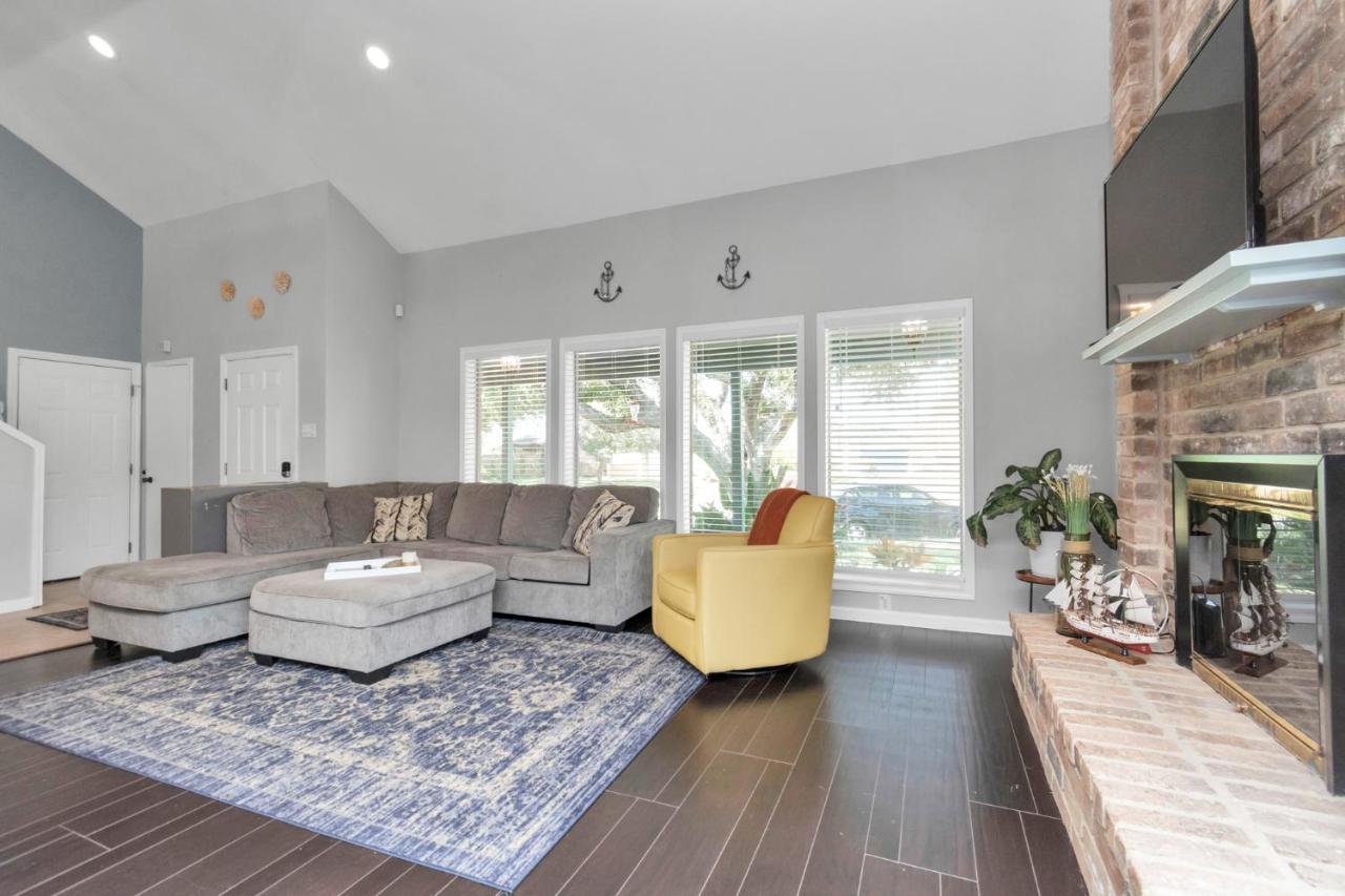 Beauty On The Water! Lake House Near The Beaches! Galveston Exteriér fotografie