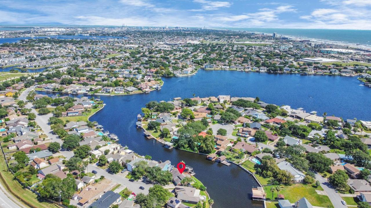Beauty On The Water! Lake House Near The Beaches! Galveston Exteriér fotografie