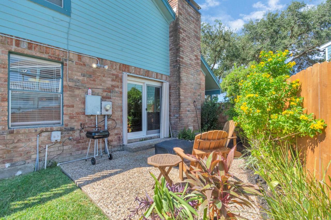 Beauty On The Water! Lake House Near The Beaches! Galveston Exteriér fotografie