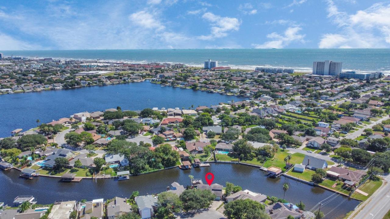 Beauty On The Water! Lake House Near The Beaches! Galveston Exteriér fotografie